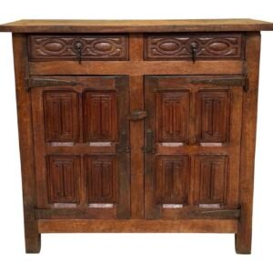 Buffet de nogal tallado español, década de 1880