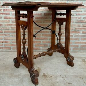 Mesa consola española de principios del siglo XX, década de 1940