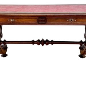 Escritorio de nogal tallado español del siglo XIX con dos cajones y patas fuertes, década de 1890